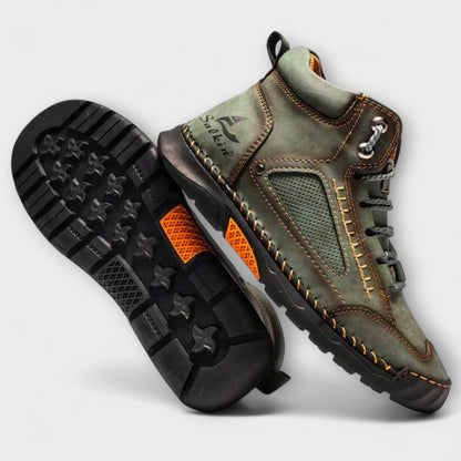 Lug sole of the green ankle boots